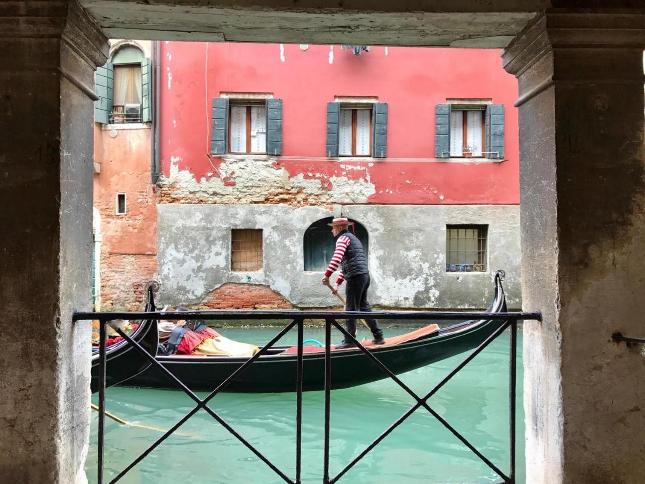 Palazzo Soranzo Charming Венеция Екстериор снимка